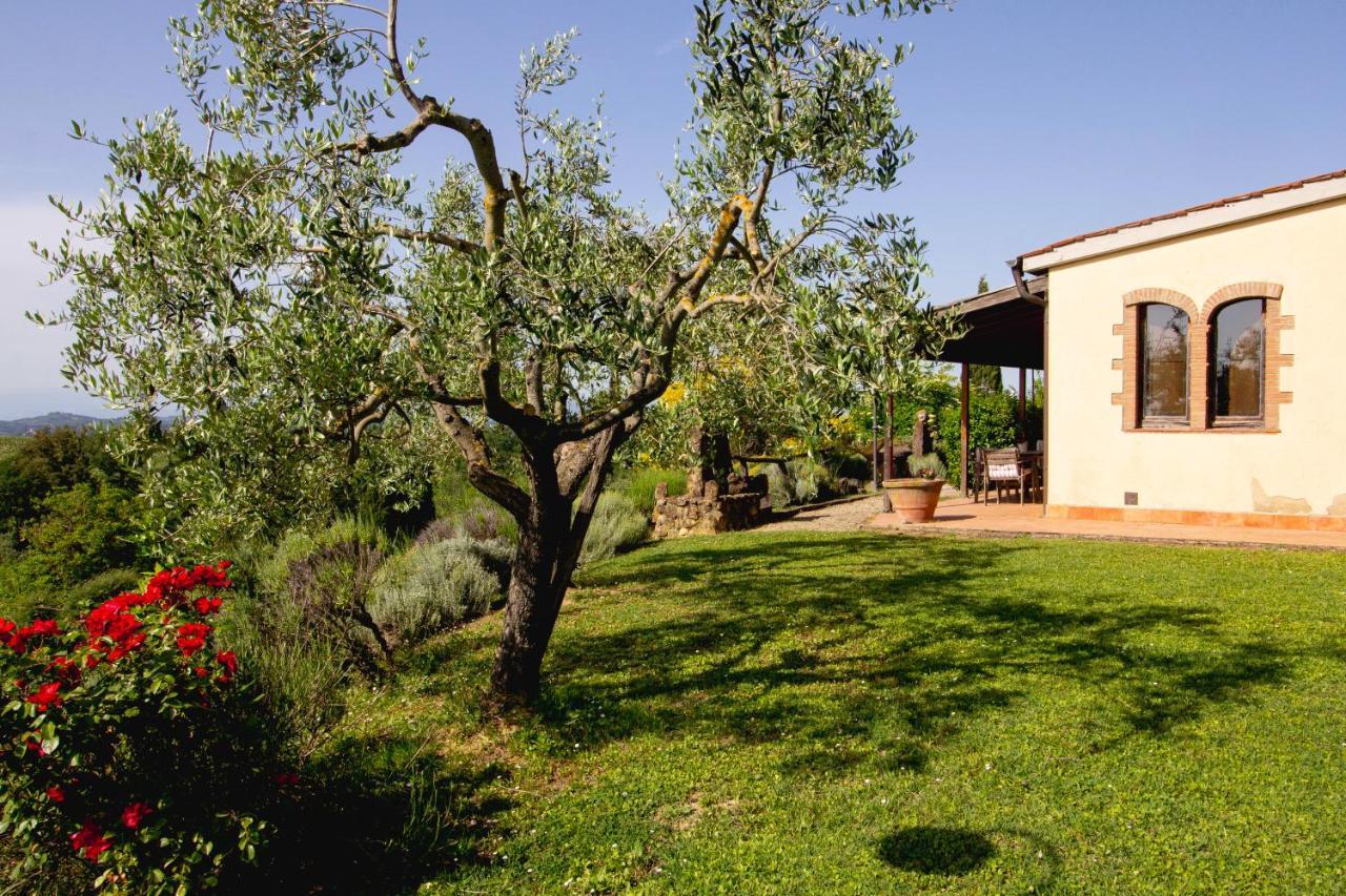 Agriturismo Poggio Pistolese Montaione Buitenkant foto